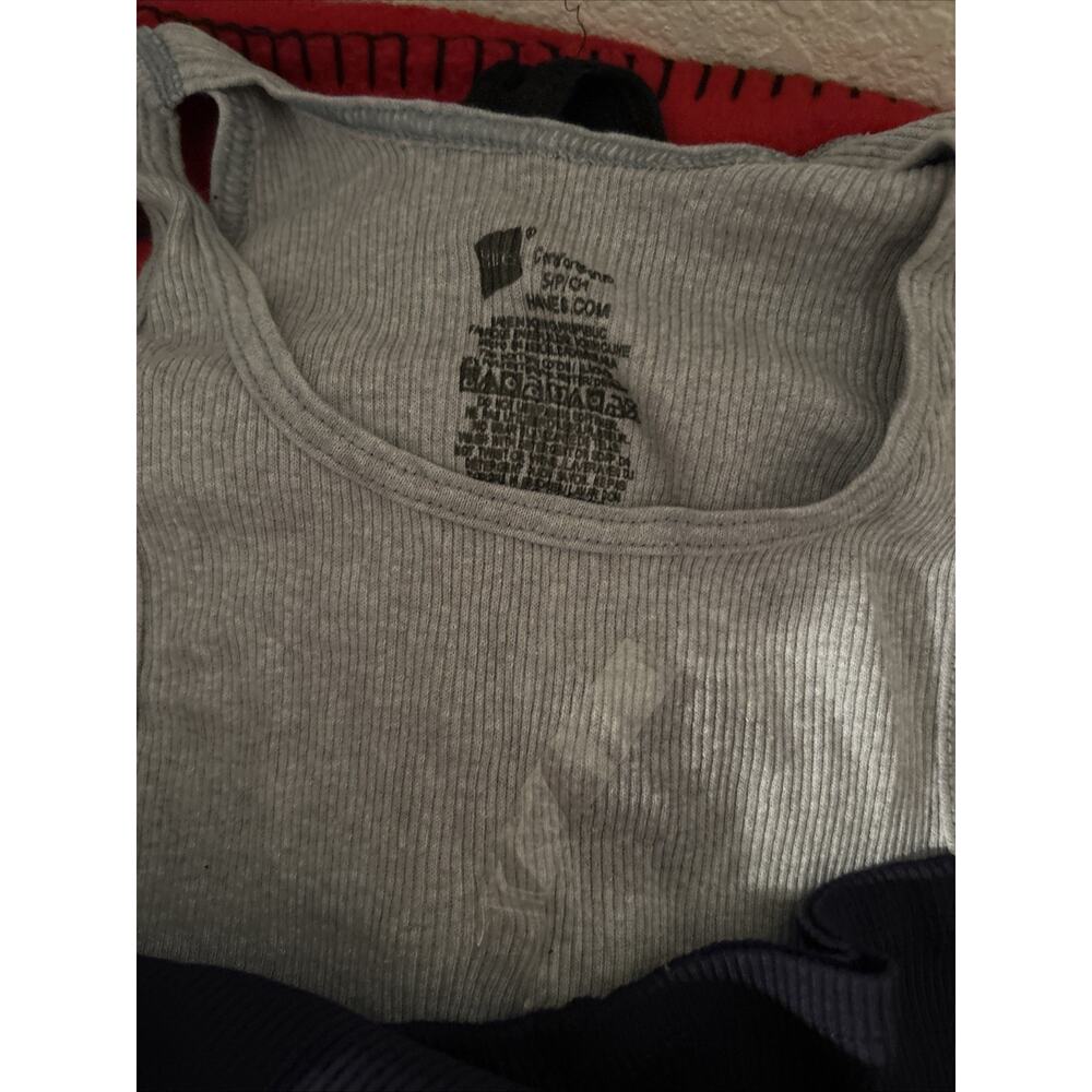 Men’s 3 Small Fruit Of The Loom Tank Tops NWOT Assorted Colors And 1 M Hanes - Picture 4 of 5